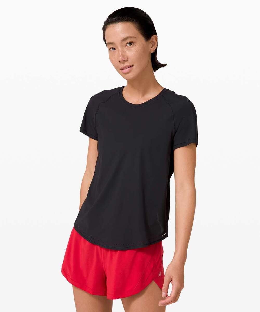 Lululemon Rise and Run Short Sleeve Blakc sz 6
